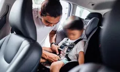 Quy định mới: Xe taxi không phải trang bị ghế an toàn cho trẻ em