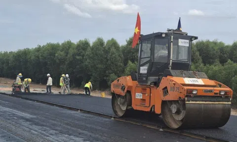 Kiểm tra nhà thầu thi công dự án giao thông 'rùa bò' ở Đồng Nai