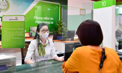 Thông báo mới, người dùng ngân hàng Vietcombank, BIDV lưu ý!