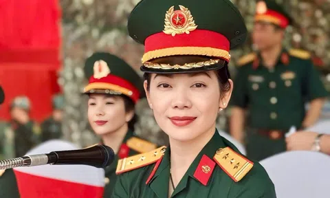 Nữ Thượng tá 5 lần đọc thuyết minh diễu binh, diễu hành, tiết lộ phải thi tuyển rất gắt gao