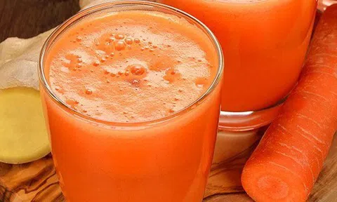 Chống nắng từ bên trong cơ thể: 5 thực phẩm giúp da “tự vệ” dưới tia UV, bảo toàn collagen mà giá lại rẻ