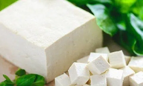 Đậu phụ đại kỵ với 6 nhóm thực phẩm này