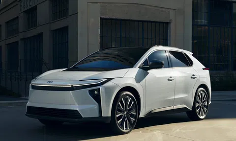 Toyota bZ4X đổi tên tại thị trường Bắc Mỹ, tối ưu khả năng vận hành