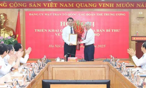 Công bố quyết định về nhân sự tại Đảng ủy MTTQ, các đoàn thể Trung ương