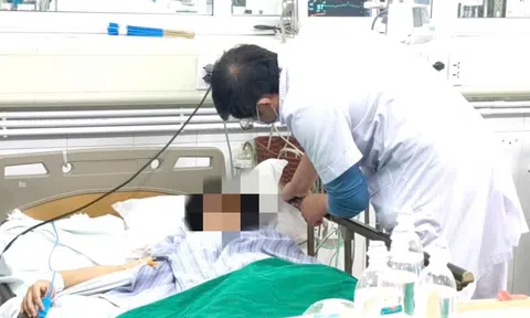 Tự ý uống 20 viên giảm đau, cụ bà suýt mất mạng