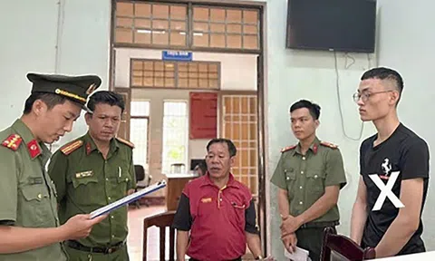 Bắt tạm giam Lê Khánh Hoàng