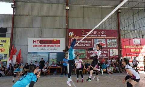 Những hình ảnh ấn tượng giải bóng chuyền nữ tranh cúp Trần Kim Xuyến năm 2025