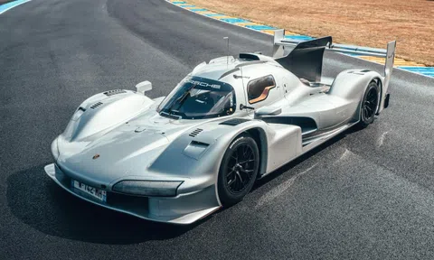 Siêu xe Porsche 963 RSP độc bản lấy cảm hứng từ giải đua Le Mans