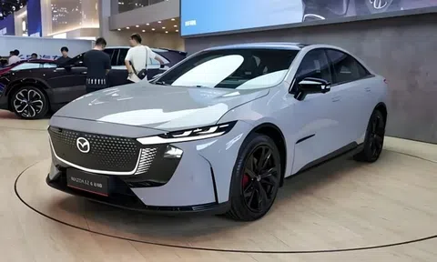 Mazda bất ngờ thành công tại Trung Quốc, EZ-60 bán hơn 26.000 xe