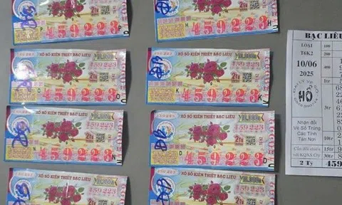 Hai người dân Bạc Liêu trúng 10 tờ vé số giải độc đắc