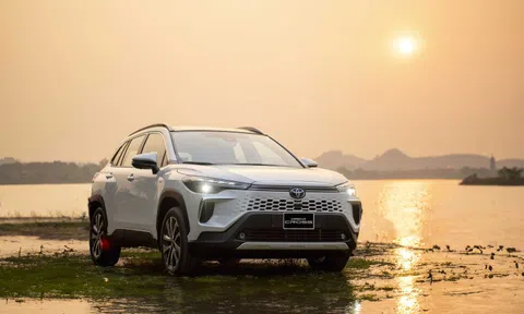 Toyota Corolla Cross quay lại dẫn đầu, xe Nhật áp đảo phân khúc hybrid