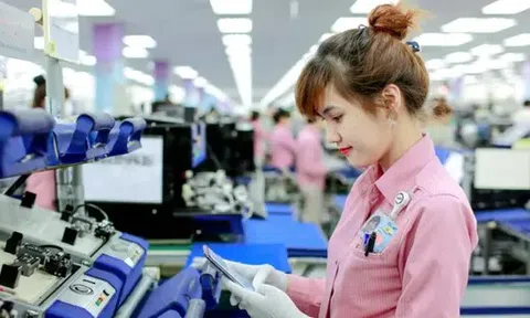 Đề nghị sớm giảm giờ làm, cải cách tăng lương cho cán bộ, công chức