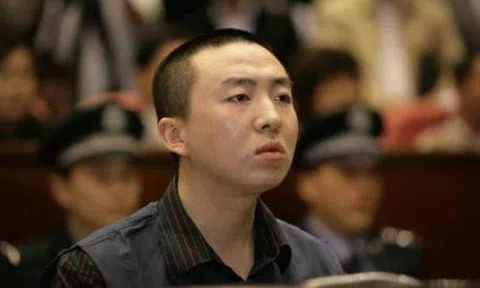 Chuyển khoản nạp tiền vào ví điện tử 350 lần, người đàn ông “lãi” hơn 40 tỷ đồng liền tiêu sạch, bị kiện còn khẳng định: “Tôi tưởng tiền của mình nên cứ tiêu thôi”