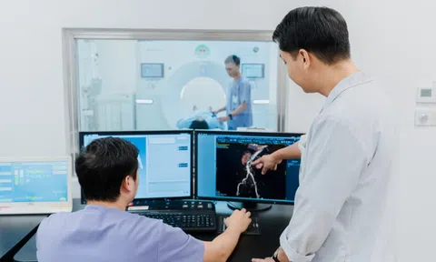 Chuyển mình nhờ ứng dụng AI và công nghệ hiện đại trong khám, chữa bệnh