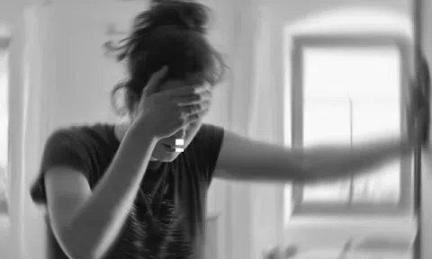 Cô gái nôn 3 ngày không ngừng do giảm cân bằng "thuốc giảm cân thần kỳ"