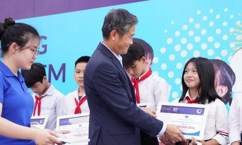Chubb Life tiếp thêm động lực cho trẻ em khó khăn nhân Tháng Hành động vì trẻ em