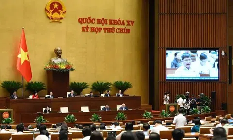 Quốc hội xem xét quyết định về công tác nhân sự