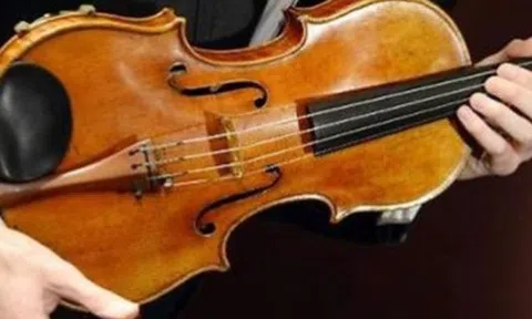 Cây violin 310 năm tuổi trị giá hơn 1.000 tỷ đồng gây chấn động giới nghệ thuật