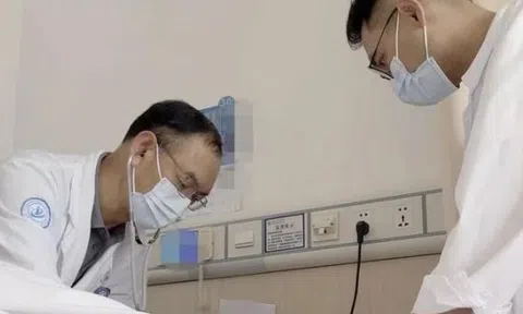Cụ ông 80 tuổi mang trong mình hơn 100 viên sỏi bàng quang, bác sĩ đưa ra cảnh báo