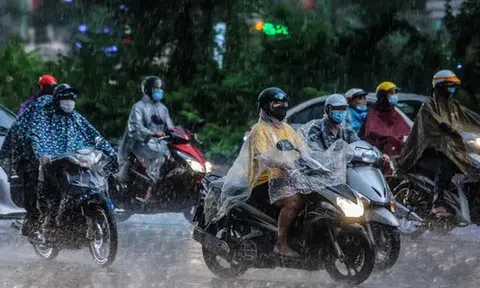 Miền Bắc đón mưa dông vào chiều tối