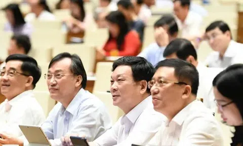 Bổ sung nhiều quy định mới đối với cán bộ, công chức