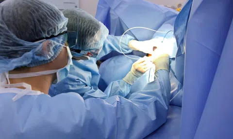 Bệnh viện Hoàn Mỹ Sài Gòn ứng dụng công nghệ laser trong điều trị bệnh trĩ