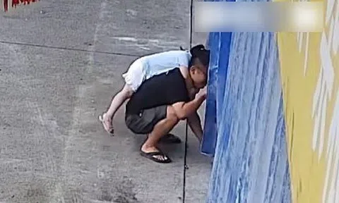 Ngày nào cũng thấy vợ đưa con đi học, 5 năm sau chồng nhận tin "rợn người": Bé chưa đến lớp dù chỉ 1 ngày