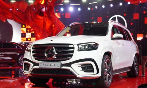 Cận cảnh Mercedes-Benz GLS 450 4MATIC mới, giá vượt 5,8 tỷ đồng