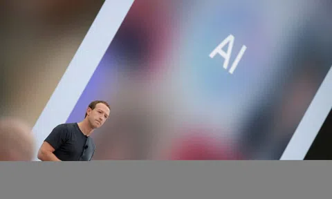 Mark Zuckerberg đang đốt tiền đi 'săn đầu người'