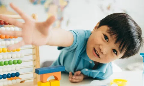 Nghiên cứu khoa học gây sốt: Muốn kích hoạt não bộ của con, có 3 cách CỰC ĐƠN GIẢN này, hàng triệu cha mẹ vô tư bỏ qua