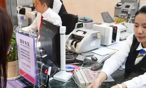 "53 tỷ này là của chị, cứ cầm mà tiêu": Nhân viên ngân hàng khẳng định khi người phụ nữ trình báo số tiền chuyển nhầm vào tài khoản
