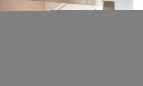Xiaomi gây tranh cãi vì dùng chip điện thoại gắn lên xe YU7