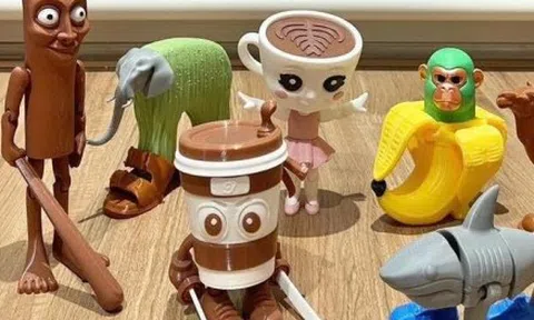 Chuyên gia: Coi chừng trẻ hít chất gây ung thư từ đồ chơi Brainrot nhái