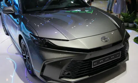 Toyota Camry, thành trì cuối cùng của nhóm sedan hạng D