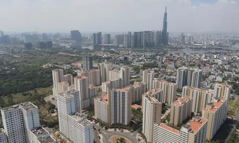 Người mua khó tiếp cận vì BĐS thiếu hụt nguồn cung, neo giá cao