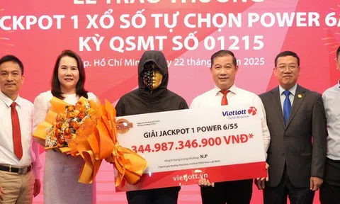 Người đàn ông ở TP HCM trúng Jackpot gần 345 tỉ đồng: “Vợ tôi nói rất yêu thương chồng”