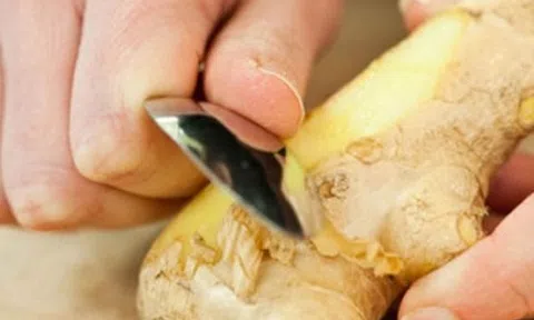 Công dụng bất ngờ của vỏ gừng, đừng vội bỏ nếu chưa biết điều này