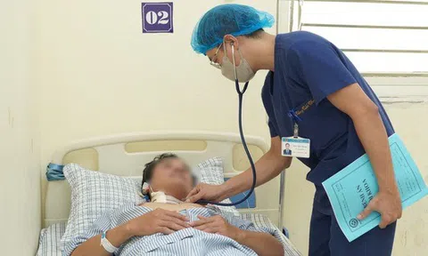 Bị kiến cắn, người đàn ông sốc phản vệ nặng