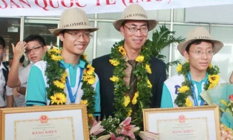 'Huyền thoại' Toán học Việt Nam, 17 tuổi đạt điểm tuyệt đối Olympic quốc tế