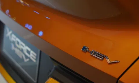 EV bùng nổ, nhưng hybrid mới là mẫu xe chiếm lĩnh thị trường này