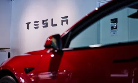 Tesla 'chia tay' pin Trung Quốc