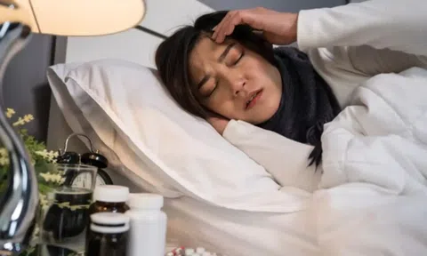 Thói quen hàng ngày của nhiều người Việt khiến não bộ bị "tàn phá" nhanh chóng