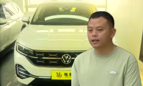 Người đàn ông mua ô tô 340 triệu đồng qua livestream, 12 ngày sau chủ cũ đòi lại, cửa hàng từ chối hoàn tiền: "hợp đồng đã miễn trừ trách nhiệm"