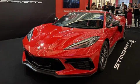 Chevrolet Corvette được phân phối tại Singapore, giá gần nửa triệu USD