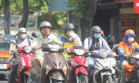 Cấm đăng ký mới xe máy xăng ở trung tâm từ năm 2026: TP.HCM dùng giải pháp gì?