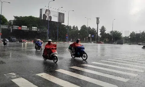 Thời tiết TP HCM hôm nay, 16-8: Chiều và tối dự báo mưa dông, có việc cần thiết hãy ra đường