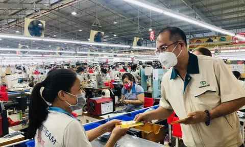 Chỉ ít ngày nữa, người lao động có thể nhận 490% lương nếu đi làm