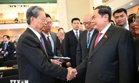Ủy viên trưởng Nhân đại toàn quốc Trung Quốc Triệu Lạc Tế thăm Việt Nam