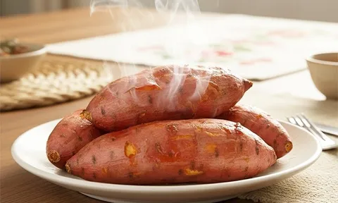 Bữa sáng chỉ ăn khoai lang, giảm cân hay rước họa vì thiếu chất?