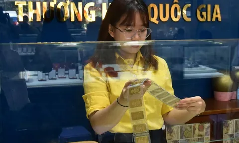 Giá vàng hôm nay 4-9: Tiếp tục lập kỷ lục mới